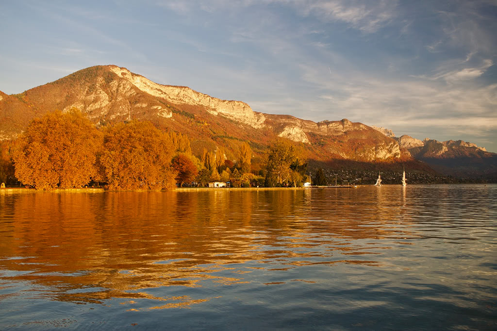 Lake Annecy in autumn