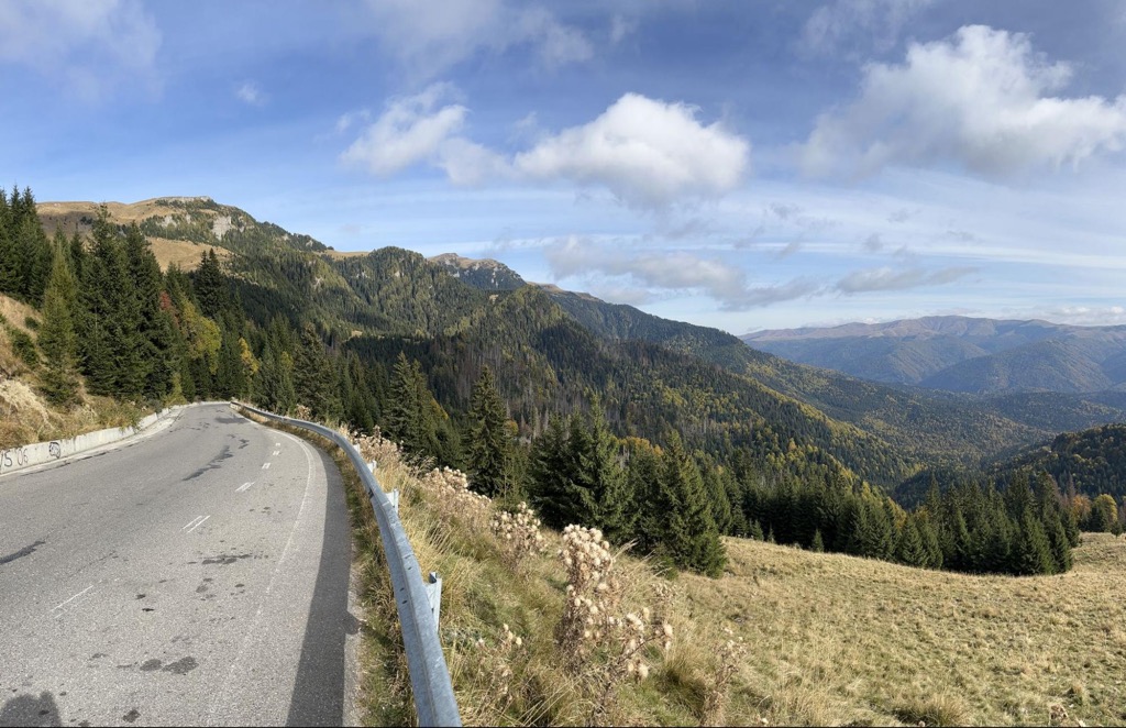 roads Bucegi Plateau, Bucegi Natural Park