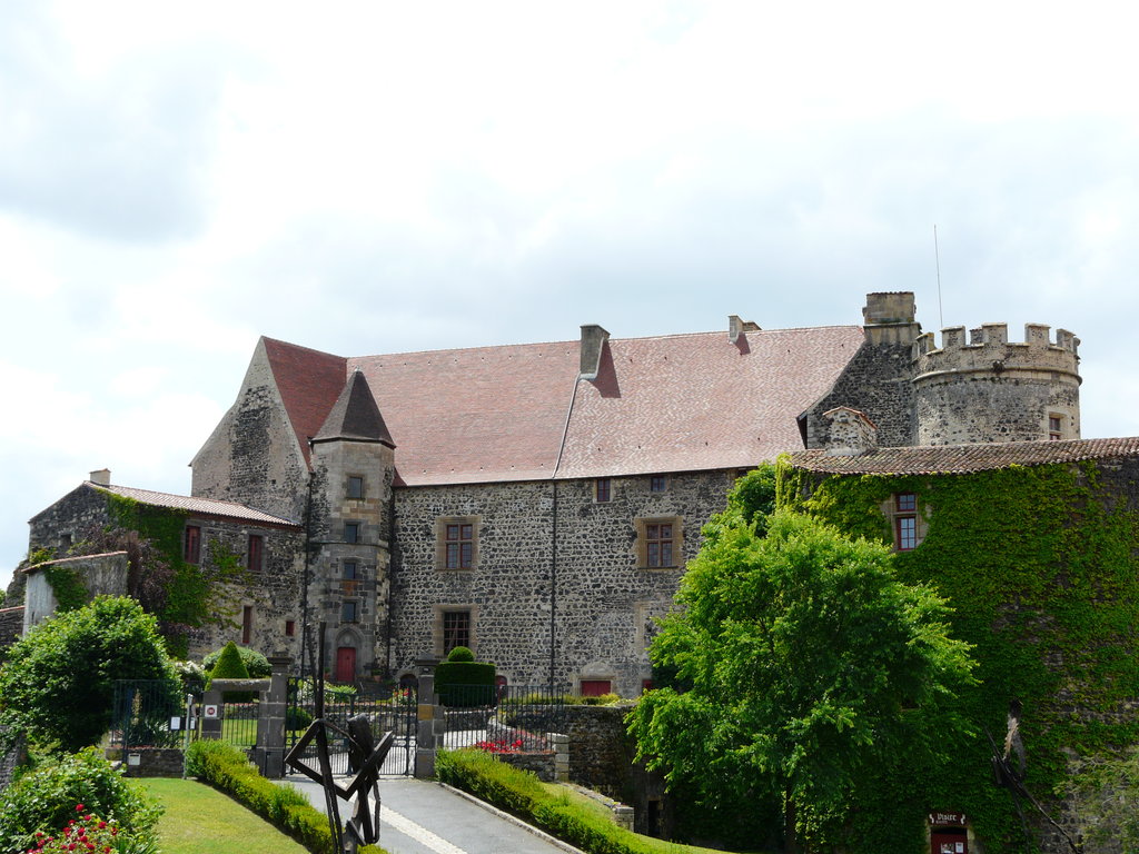 Château de Saint Saturnin