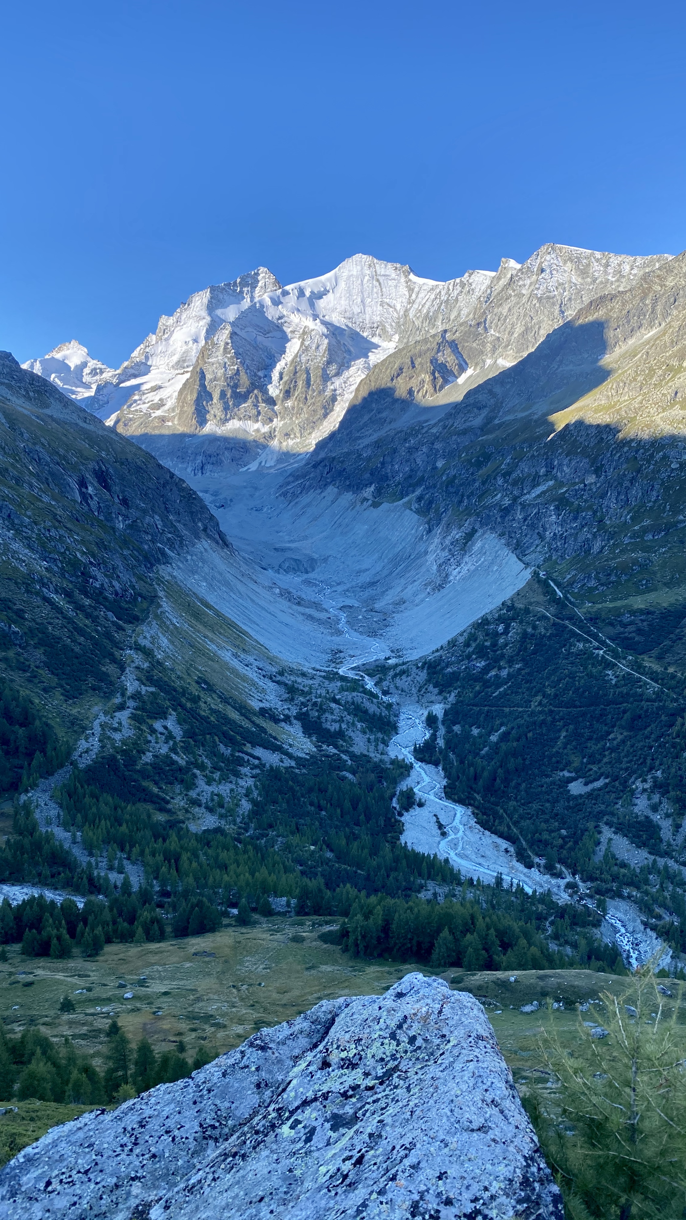 Dent Blanche y Grand Cornier al atardecer