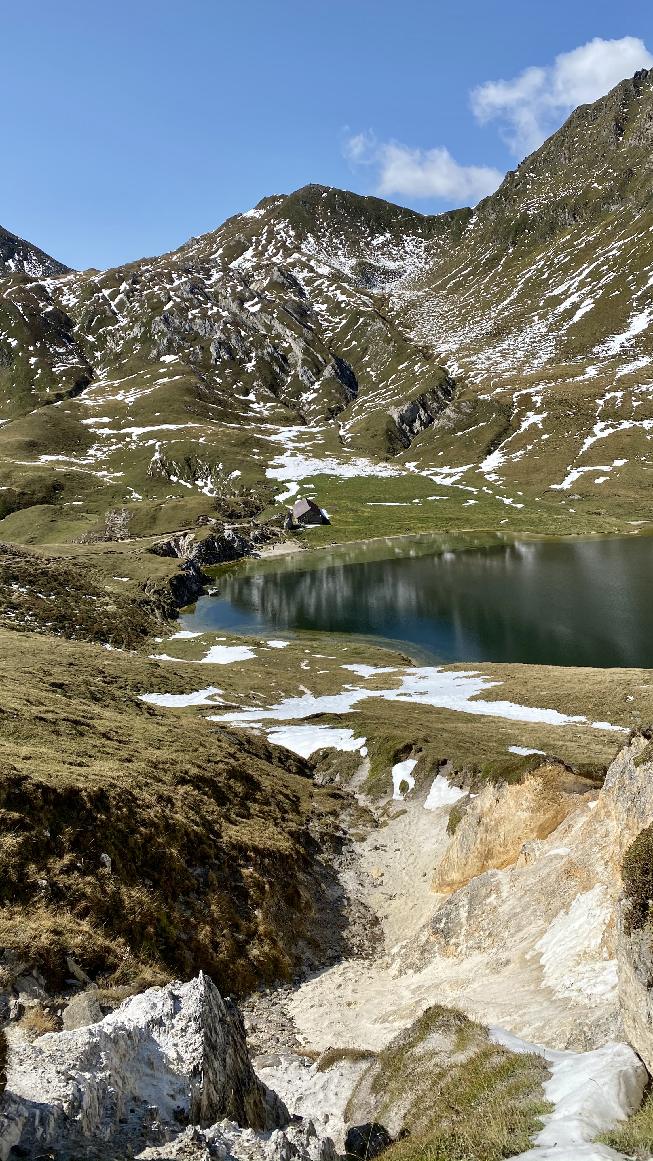 Lago di Tom, Pizzo Tom