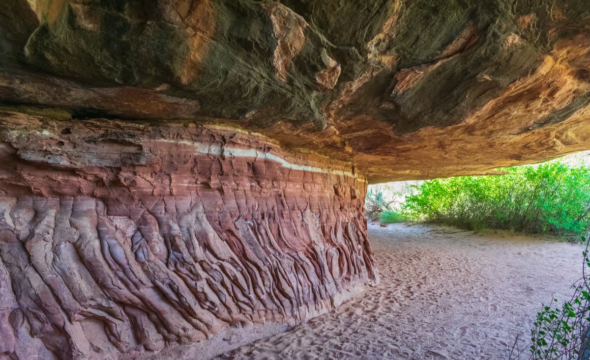 Cave Spring. Canyonlands National Park - Needles District