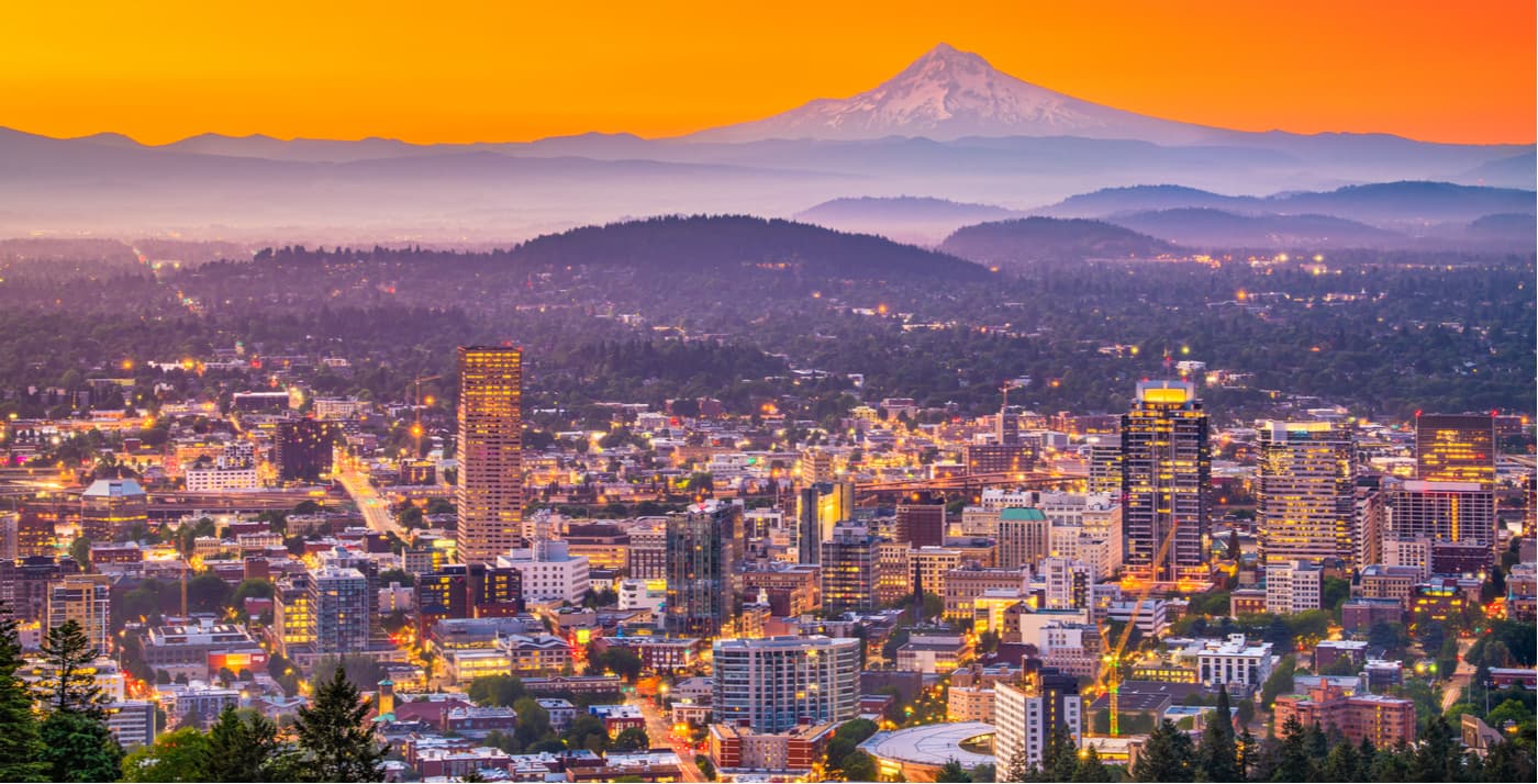 Portland, Oregon. Crater Lake National Park