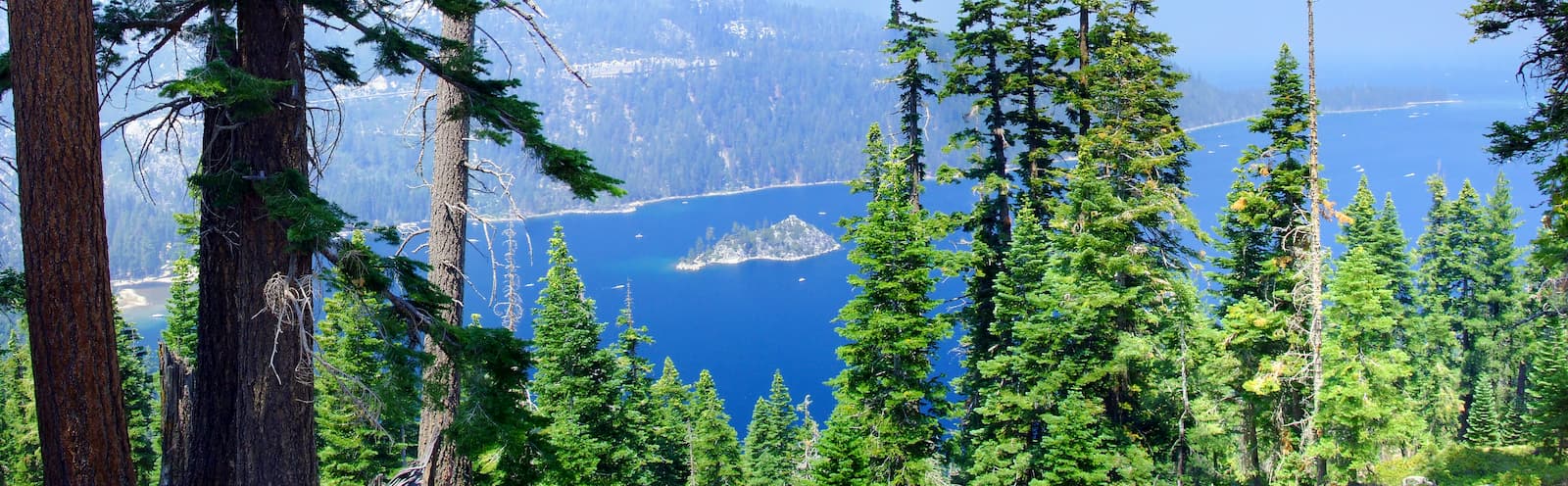 Emerald bay california lake tahow. Eldorado Dorado National Forest