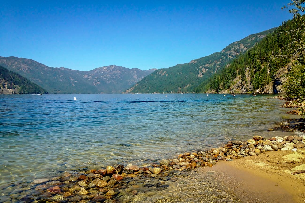 Christina Lake. Gladstone Provincial Park