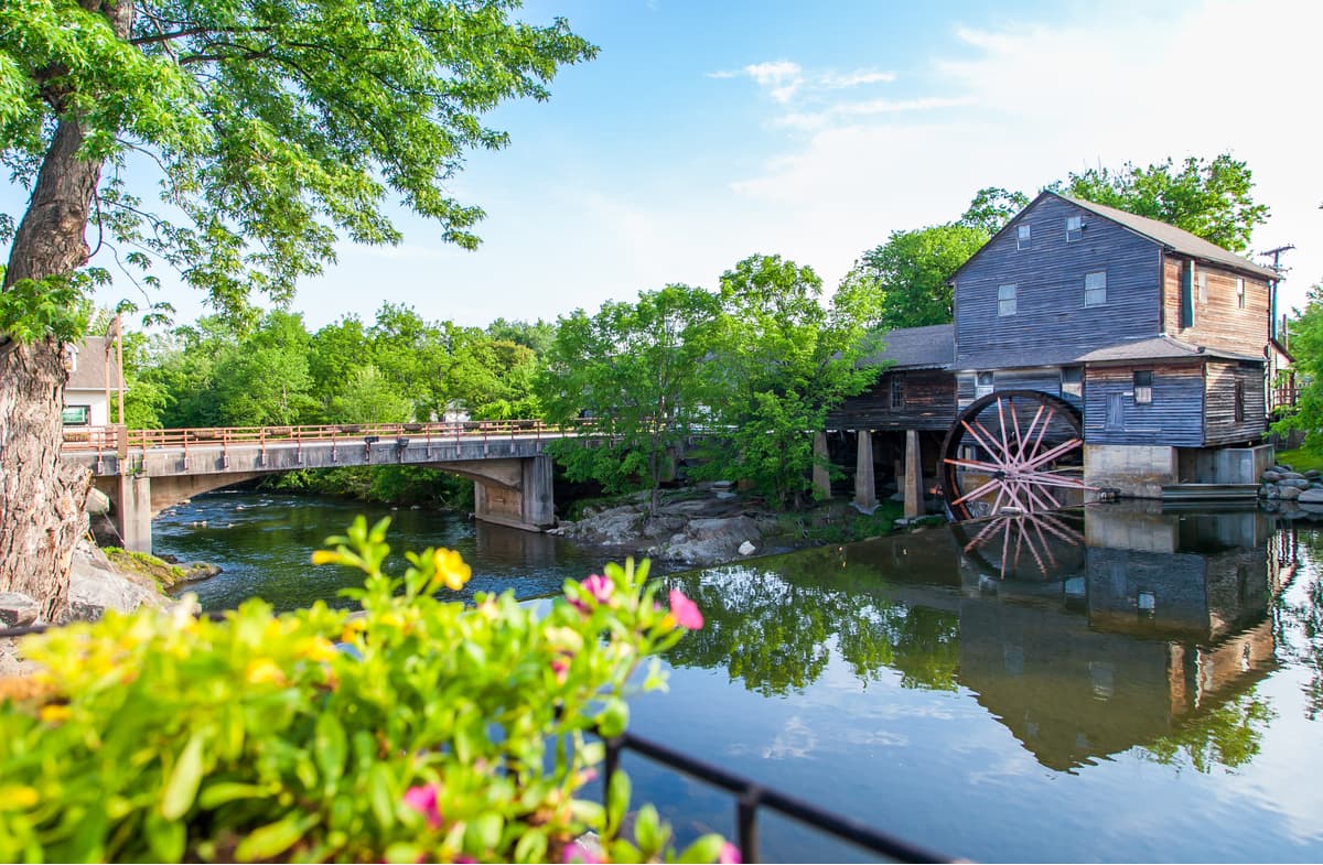 Old Mill in Pigeon Forge - Smoky Mountains area