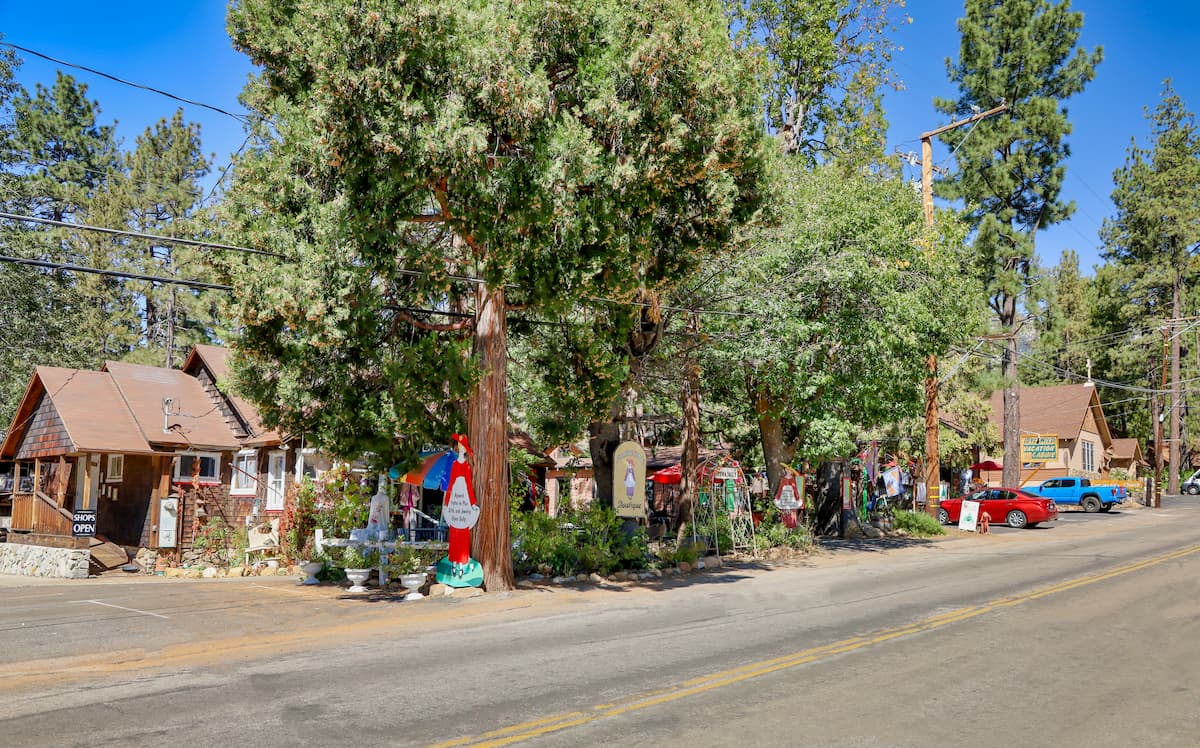 Idyllwild Valley, California