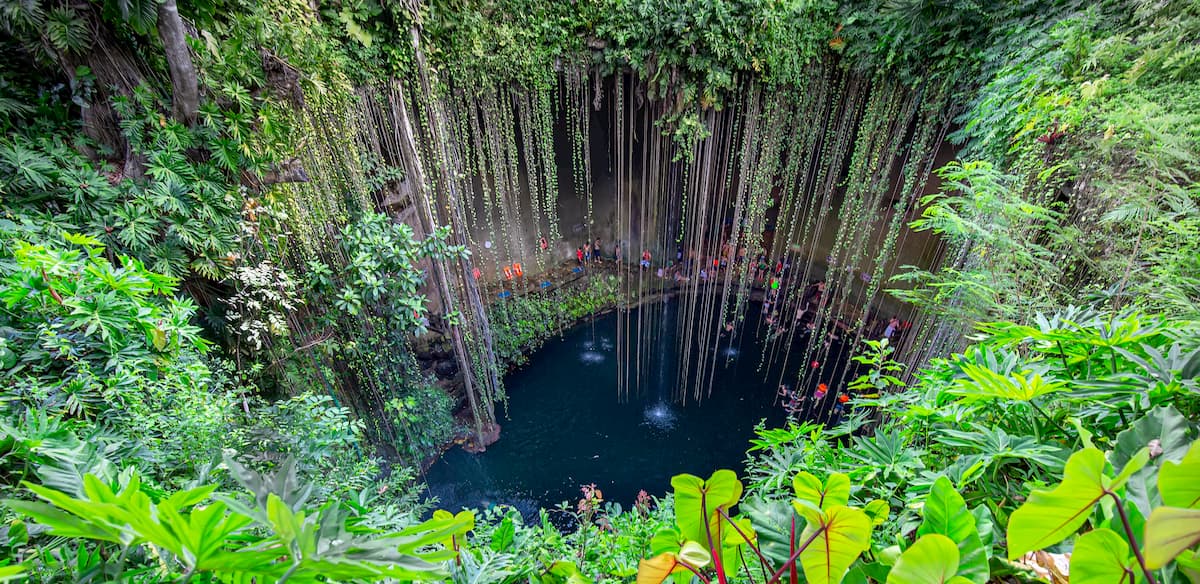 Ik Kil Cenote. Yucatan Peninsula, Mexico