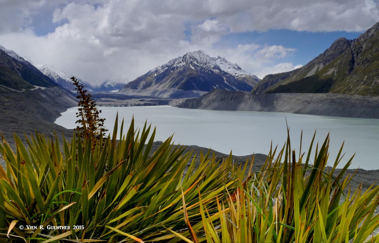 Mount Cook. Tasman Lake Viewpoint