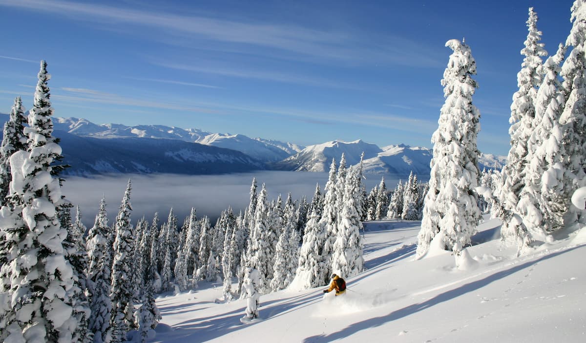 Heli-Skiing, Pantheon Range, British Columbia