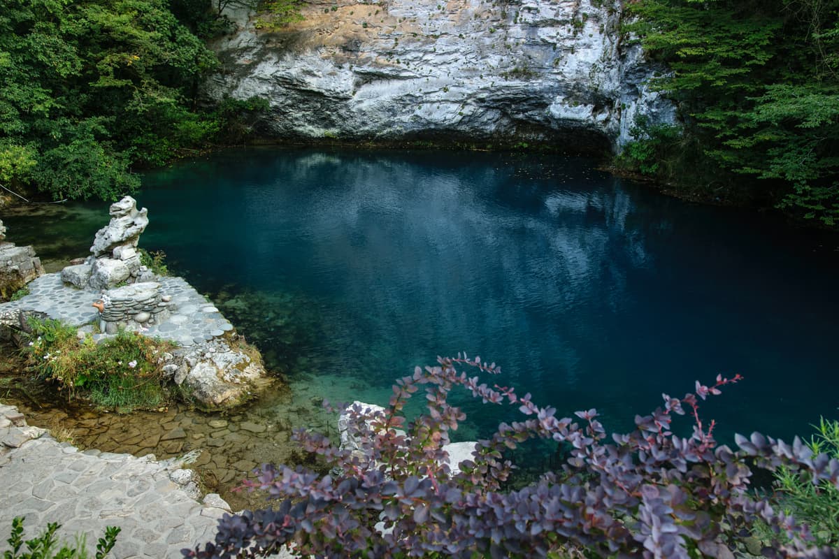 Blue Lake (Lake Tskhyna). Abkhazia