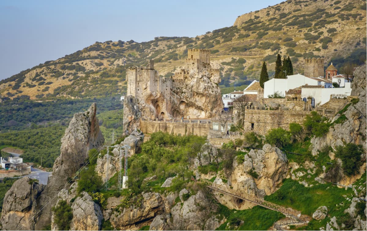 Zuheros to Bailón River