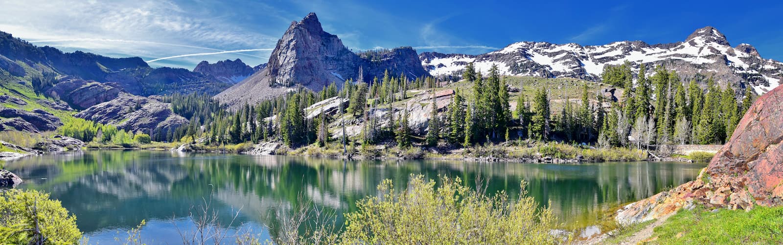 Lake Blanche Hiking Trail. Western Rocky Mountains
