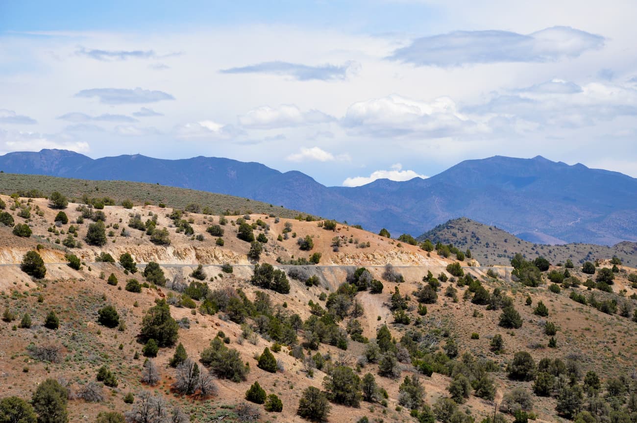 Six Mile Canyon Road and Neigh Road Trailheads