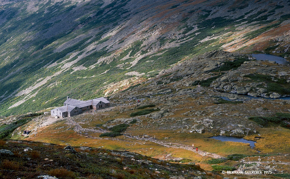 Lakes of the Clouds Hut