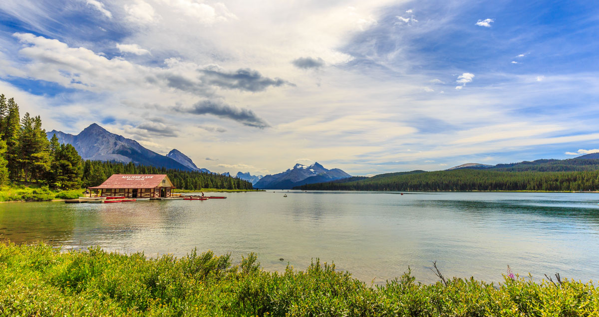 Maligne Lake