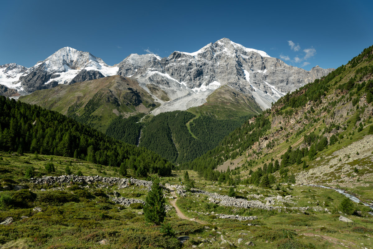 Ortler (right) and Koenigspitze / Gran Zebru (left)