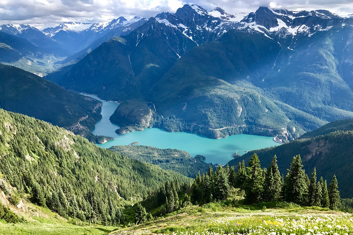 Sourdough Mountain trail near Diablo Lake