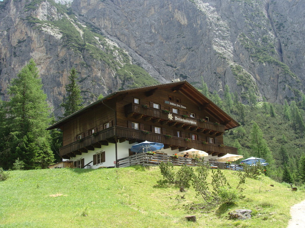Photo №3 of Dreischusterhütte - Rifugio Tre Scarperi
