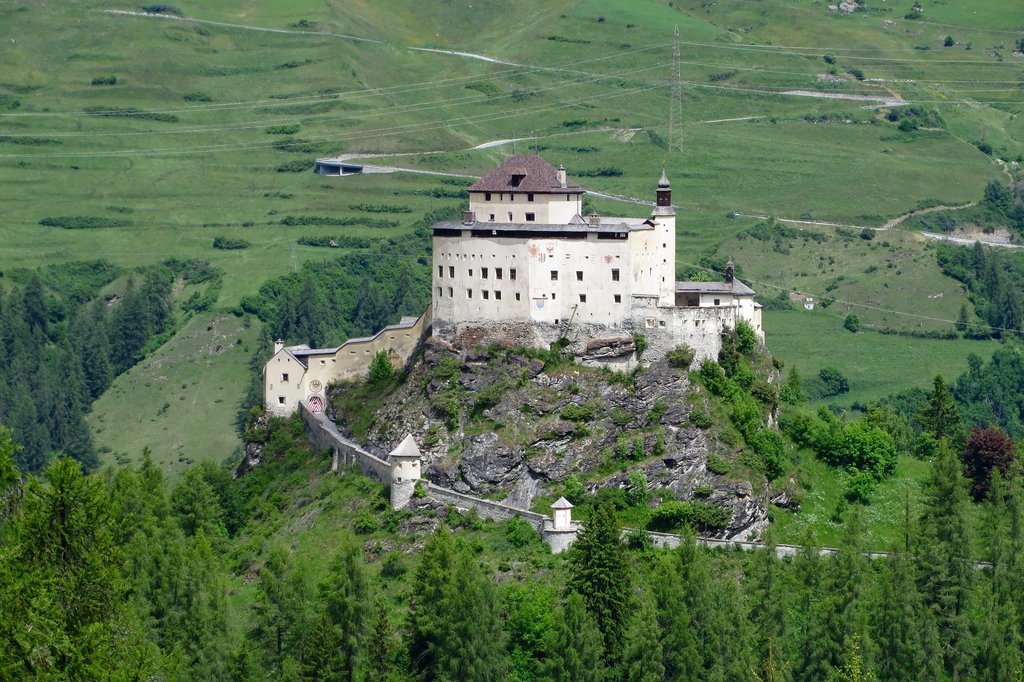 Photo №4 of Tarasp Castle