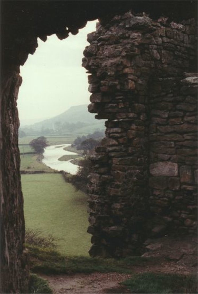 Photo №2 of Pendragon Castle