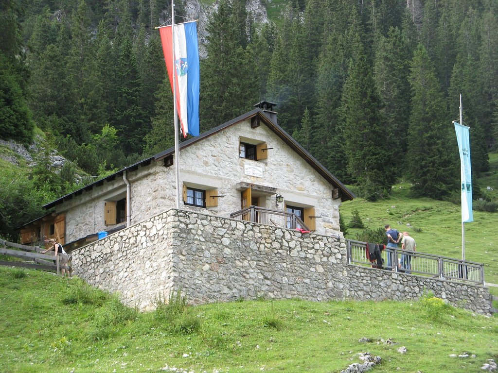 Photo №1 of Willi-Merkl-Gedächtnis-Hütte