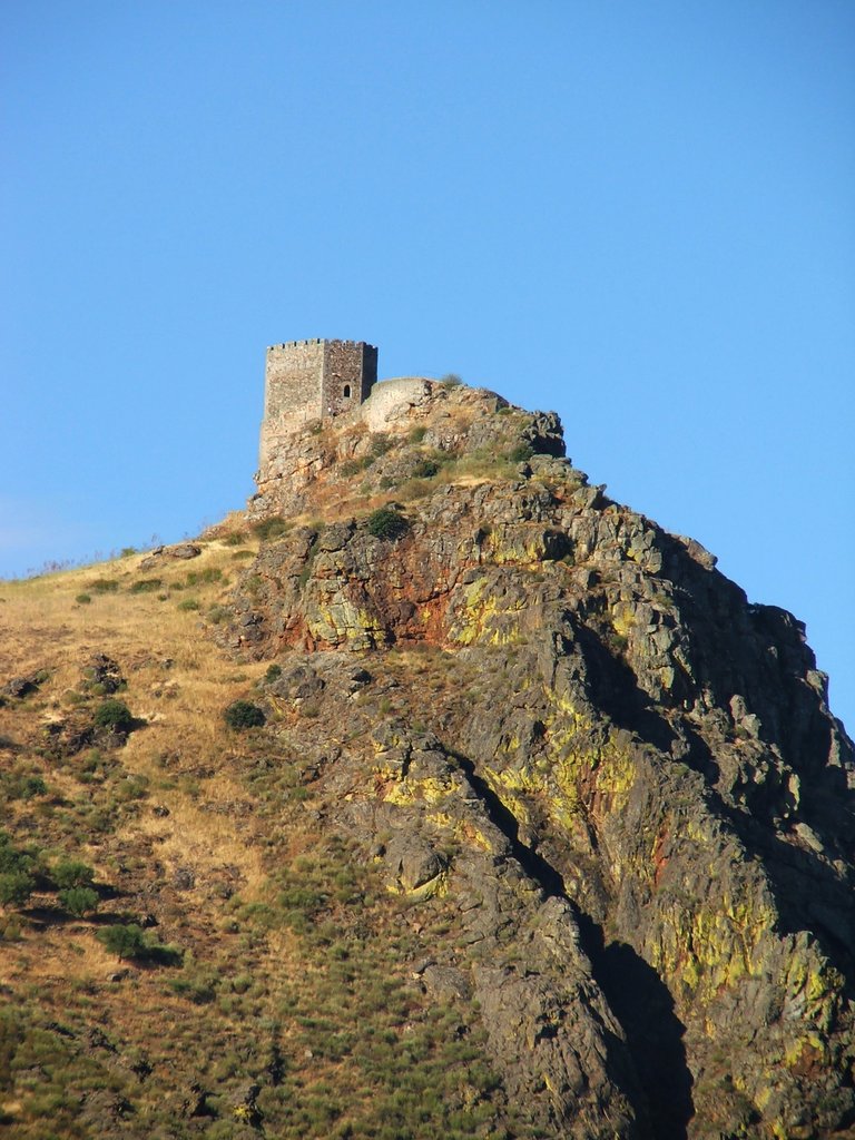 Photo №4 of Castelo de Algoso