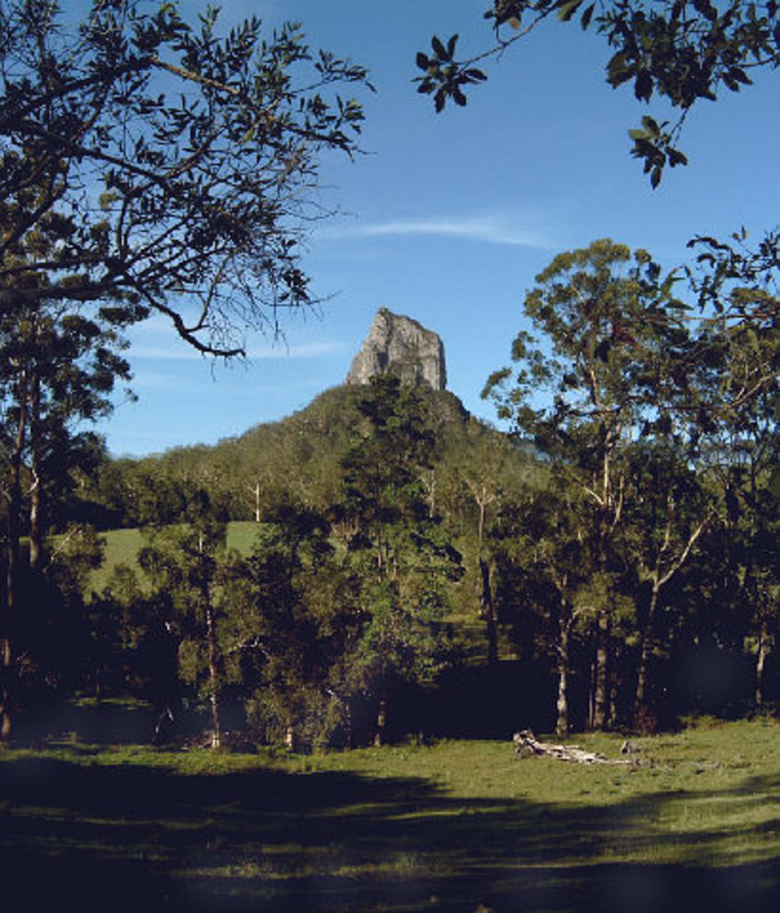 Photo №1 of Mount Coonowrin