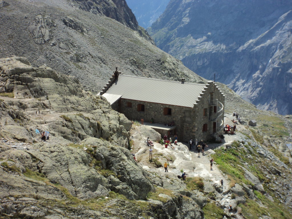 Photo №1 of Refuge du Glacier Blanc