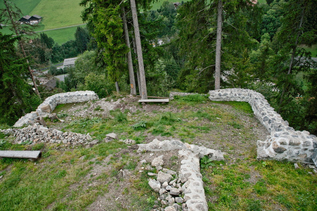 Photo №2 of Ruine Oberer Mannenberg