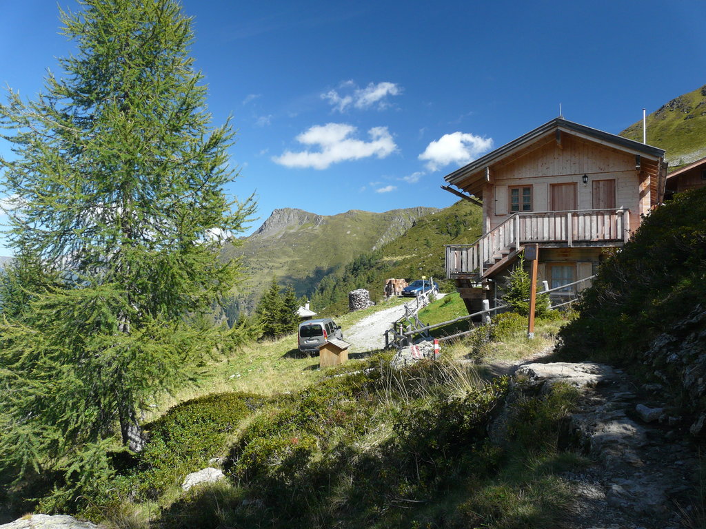Photo №1 of Porzehütte