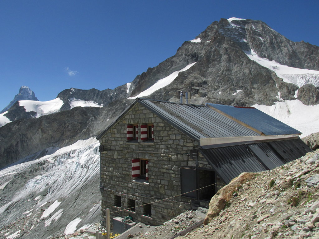 Photo №3 of Rothornhütte
