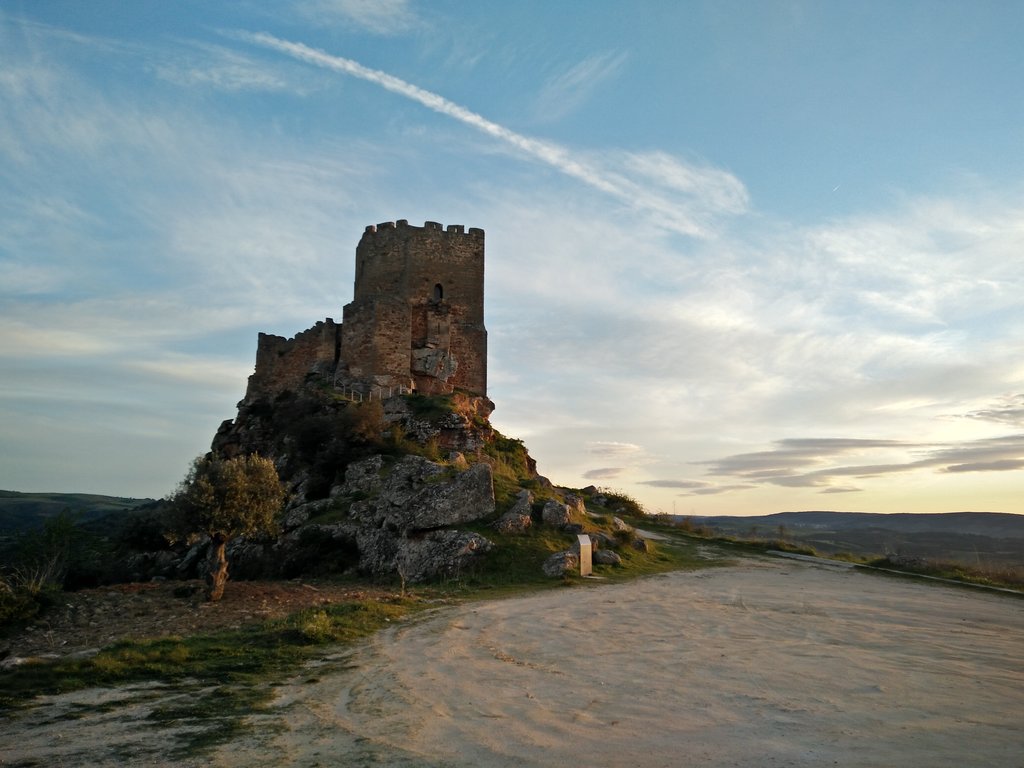 Photo №5 of Castelo de Algoso