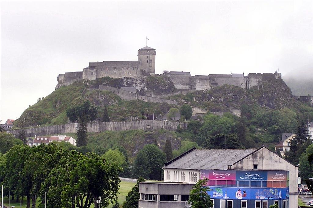 Photo №7 of Château-fort de Lourdes