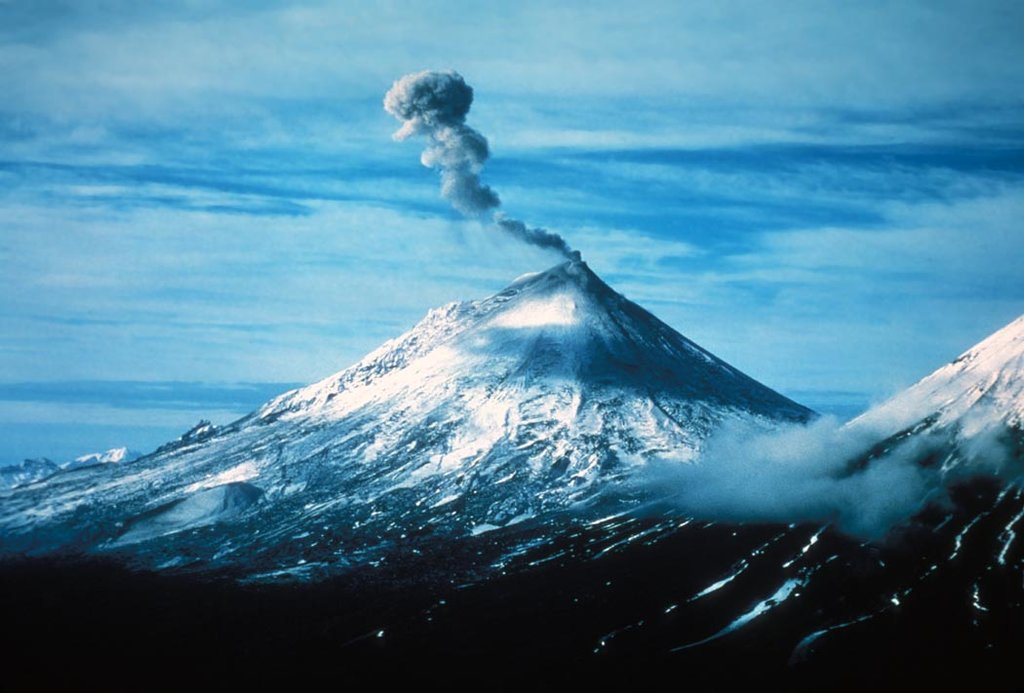 Photo №1 of Pavlof Volcano