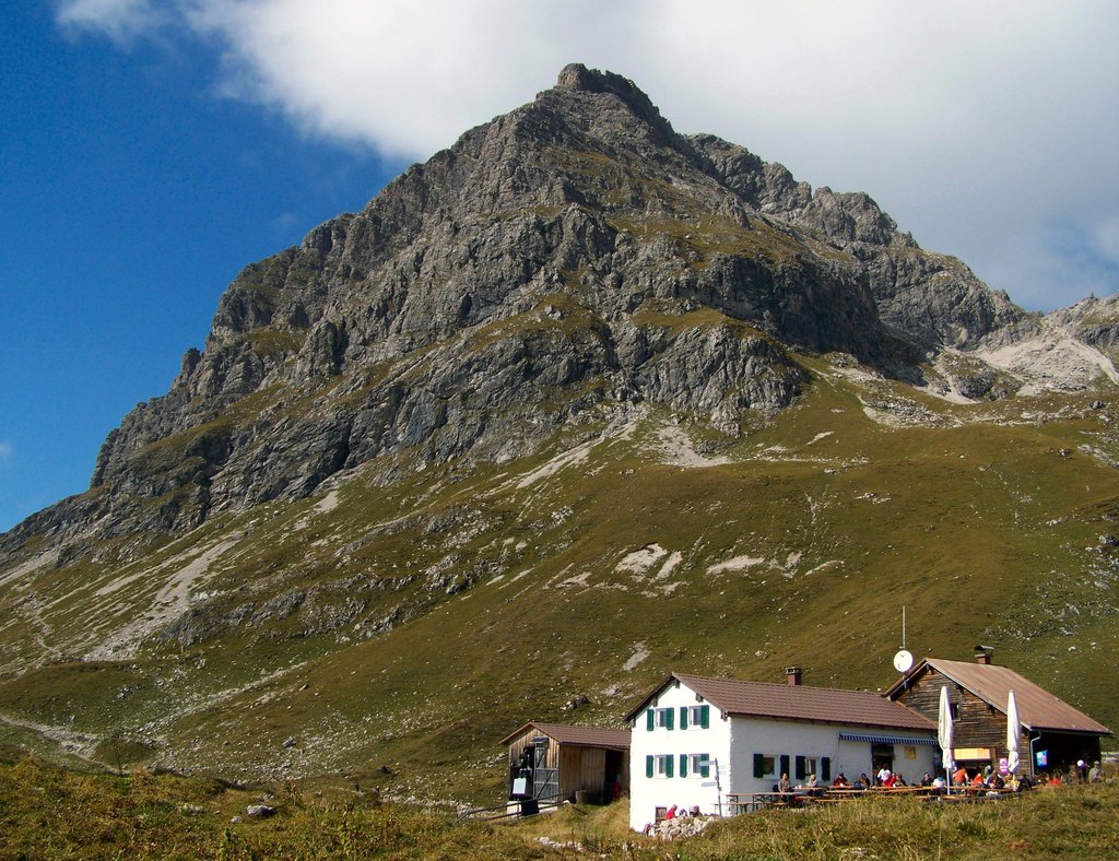 Photo №2 of Widdersteinhütte