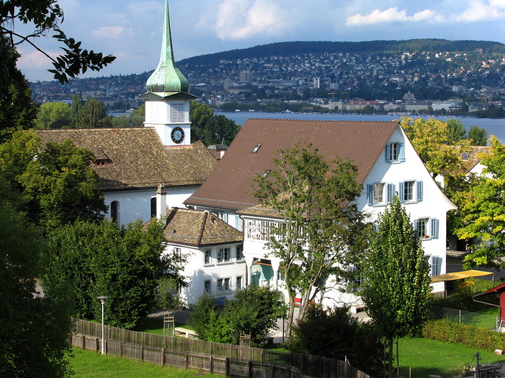 Photo №1 of Zürichberg