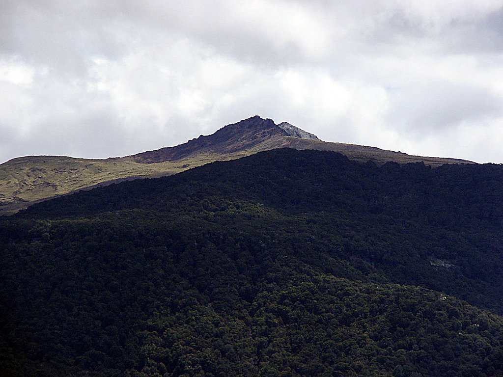 Photo №1 of Ō-te-horua-a-Te-Puhituia / Mount Luxmore