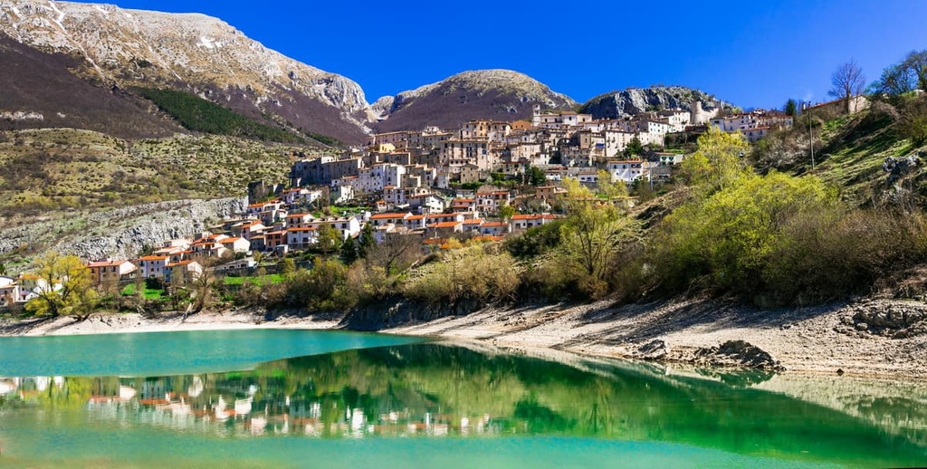 Lago di Barrea and medieval village, Abruzzo, Lazio and Molise National Park