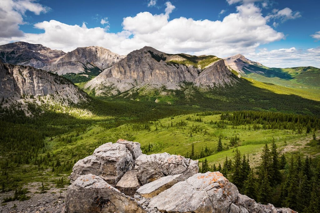 Mount Yamnuska, Alberta, Bighorn, Canada