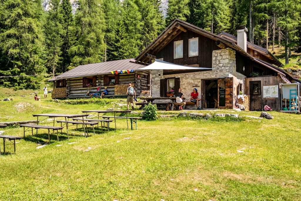 Casera Bosconero refuge, Bosconero Group, Dolomites, Italy