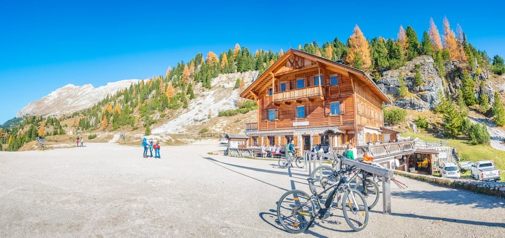 Rifugio Vallandro, Braies Dolomites, Italy