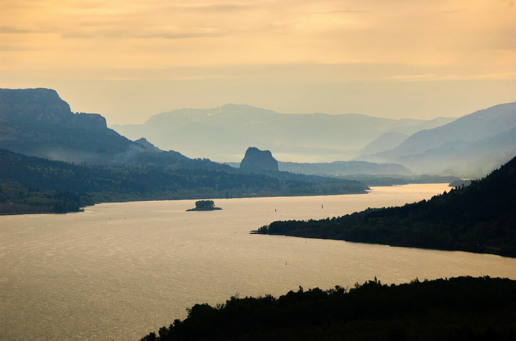 Winding River at Columbia, Columbia Gorge Scenic Highway, Oregon