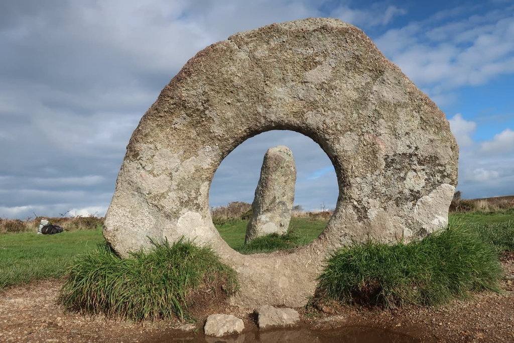  Men an Tol prehistoric Neolithic Bronze Age Stone circle, Cornwall AONB, England