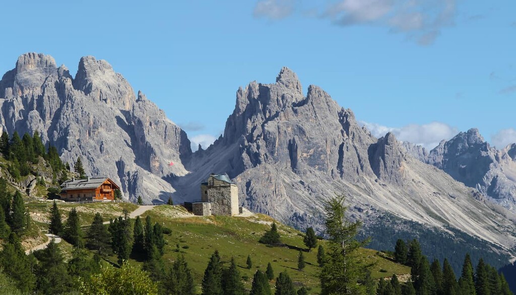 Rifugio Vallandro, Cristallo group, Dolomites