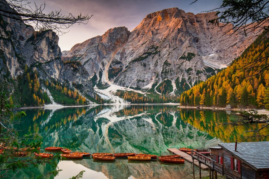 Lago di Braies, Dolomites 