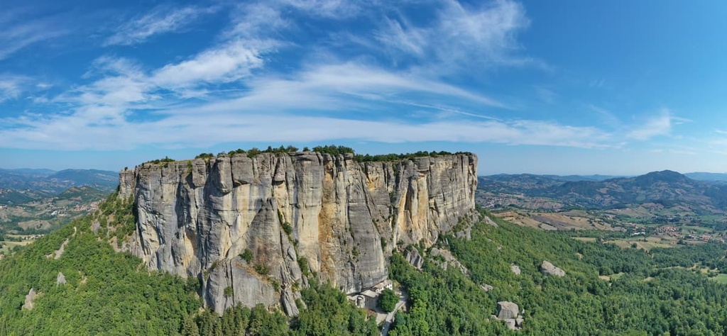 Bismantova Rock, Emilia-Romagna, Italy