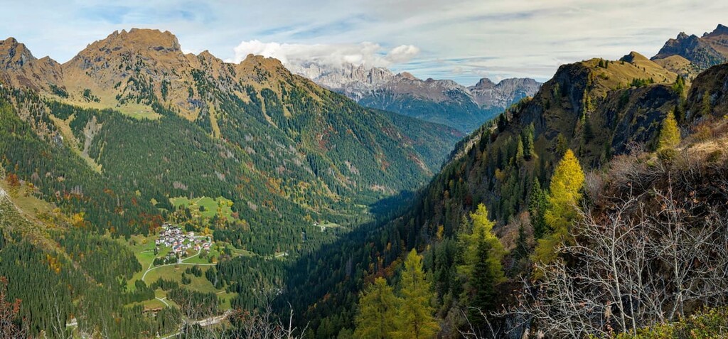 Gares village, Italy