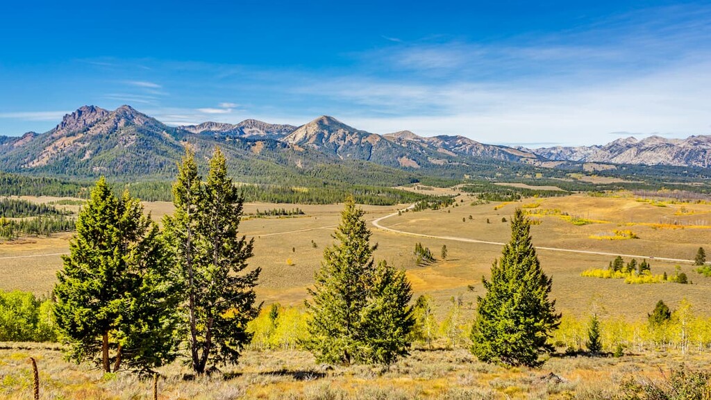  Hemingway-Boulders Wilderness Area from US highway 75