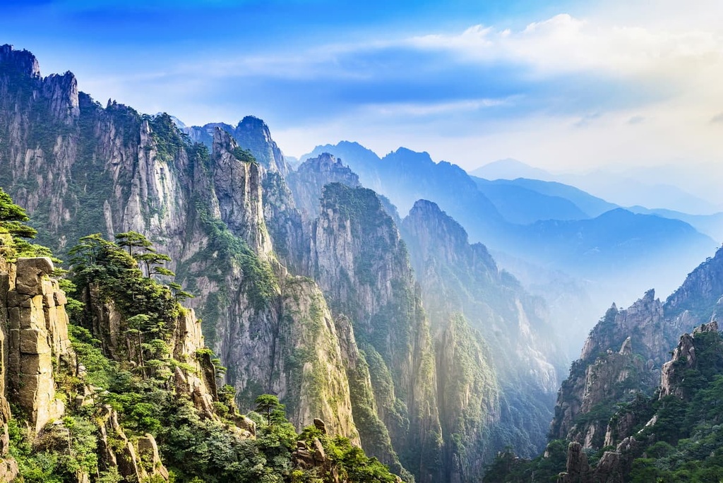 Huangshan National Scenic Area, China